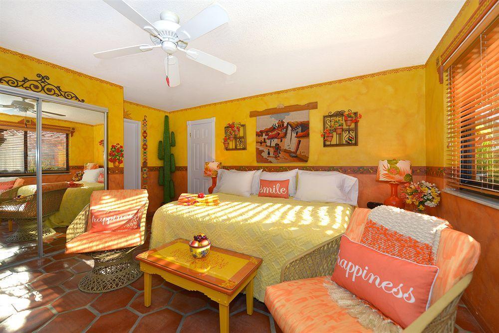 Hotel Blue Seas Courtyard à Lauderdale-by-the-Sea Extérieur photo