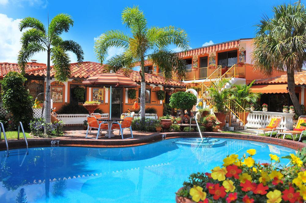 Hotel Blue Seas Courtyard à Lauderdale-by-the-Sea Extérieur photo